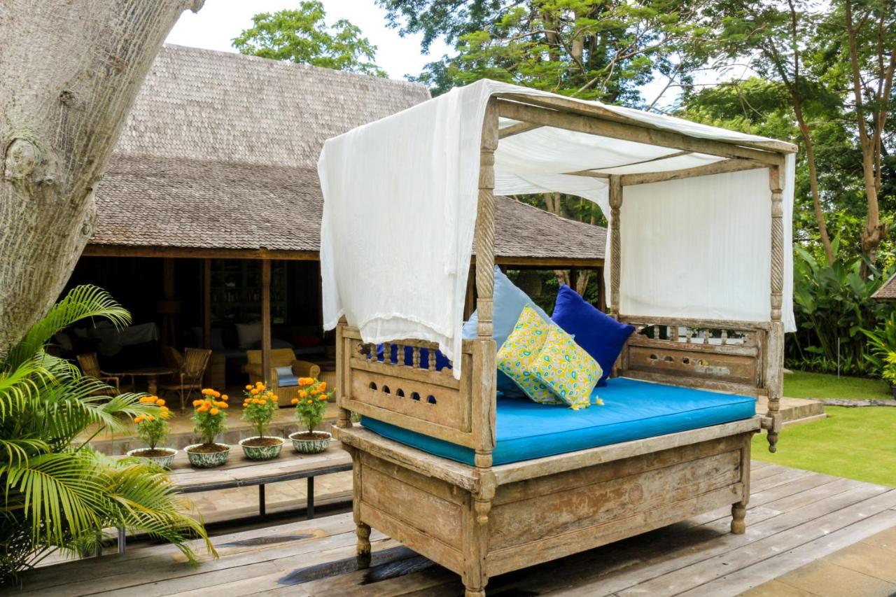Chanteak Bali Jimbaran  Bagian luar foto